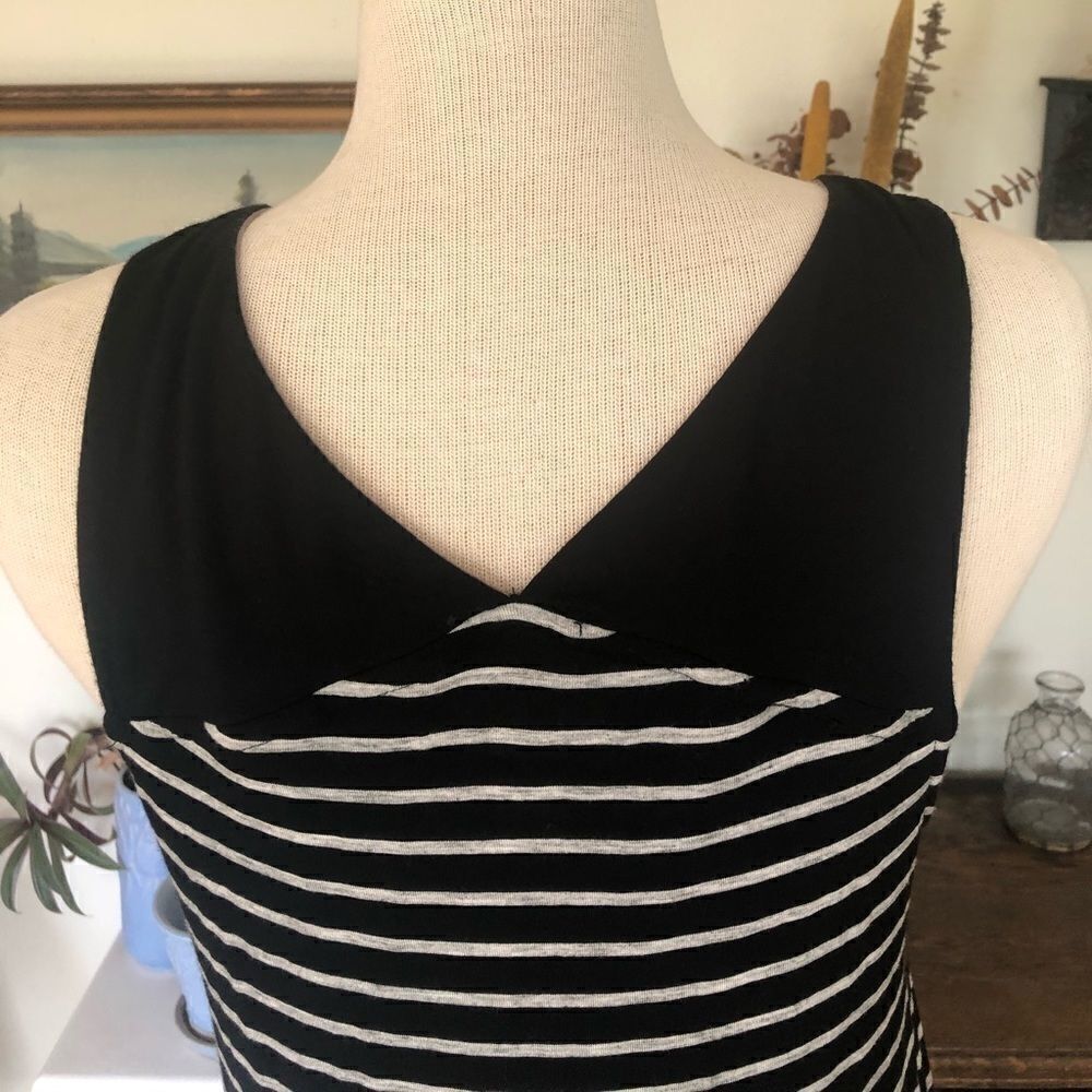 DKNY Sleeveless Striped V Neck Casual Dress Size M - Picture 6 of 7